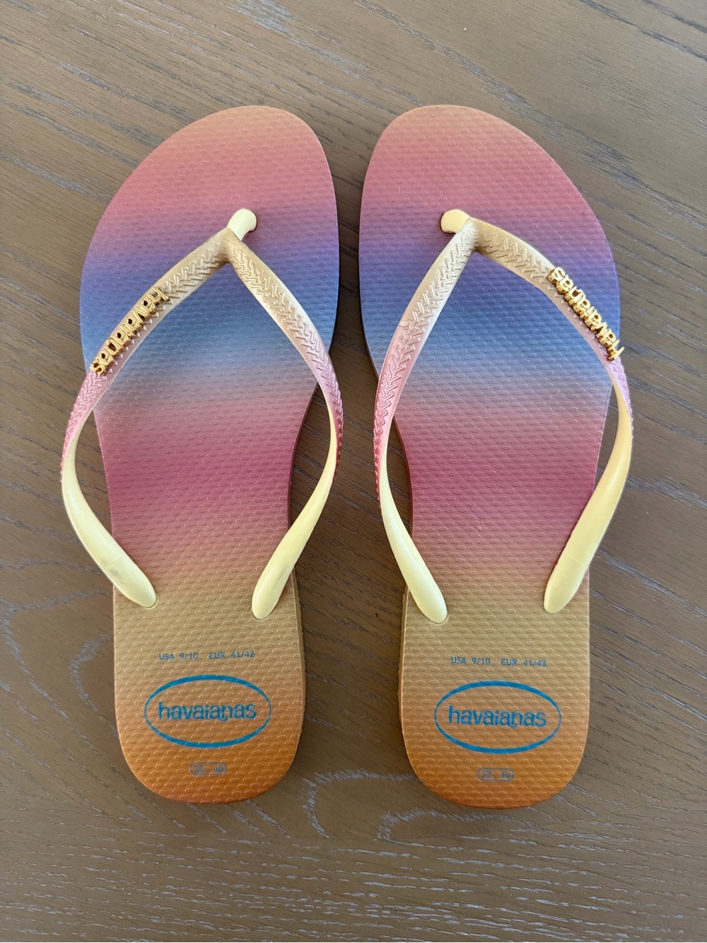 Havaianas 🩷💛💙 Slim Ombre Flip Flops - Pink, Blue & Yellow